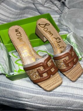 Sam Edelman Bright Lime Green Shoe Box with Black Logo